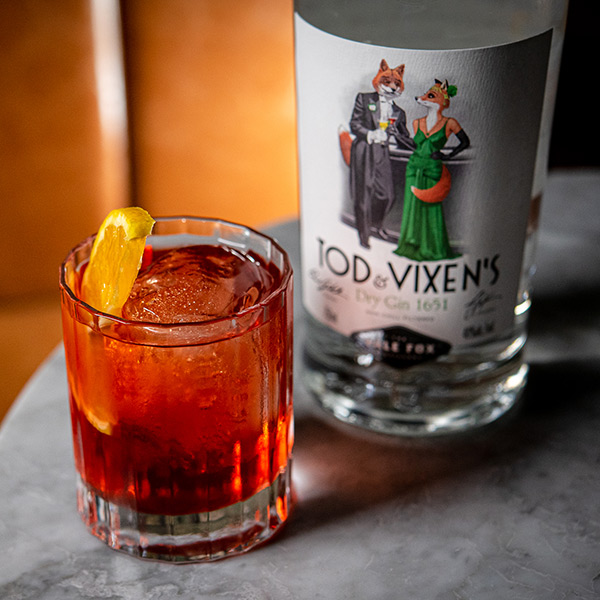 thevalefox-todandvixensdrygin1651-negroni1651 thevalefox-todandvixensdrygin1651-negroni1651